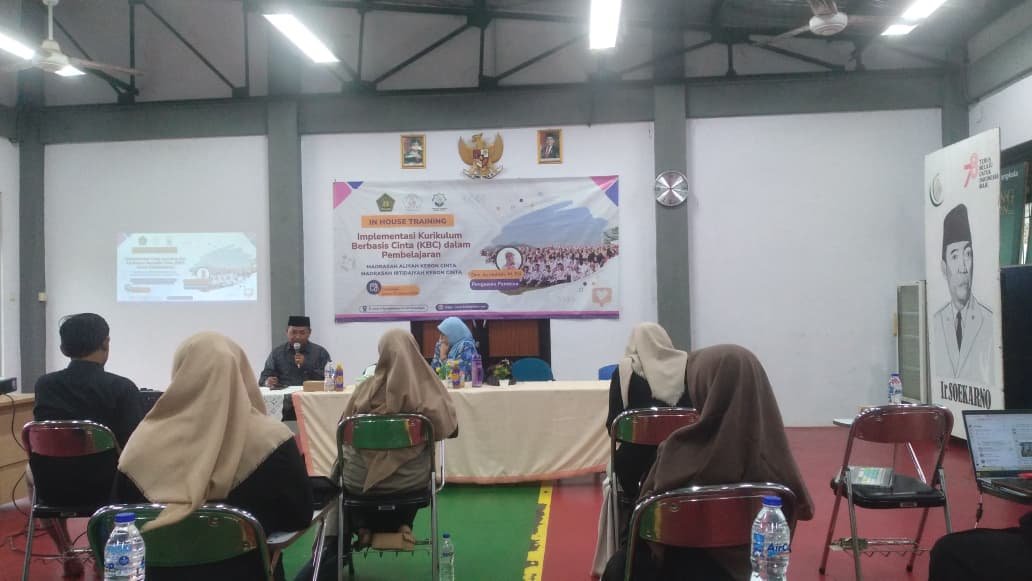 Kuatkan Prinsip Pendidikan Humanis, Tendik MAS Kebon Cinta Ikuti Pelatihan Implementasikan KBC